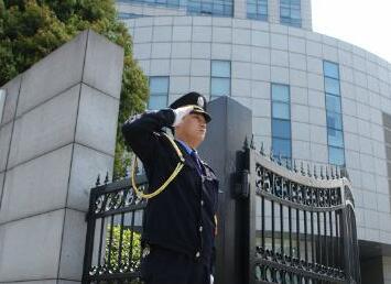 學(xué)校保安對(duì)學(xué)校重要嗎？